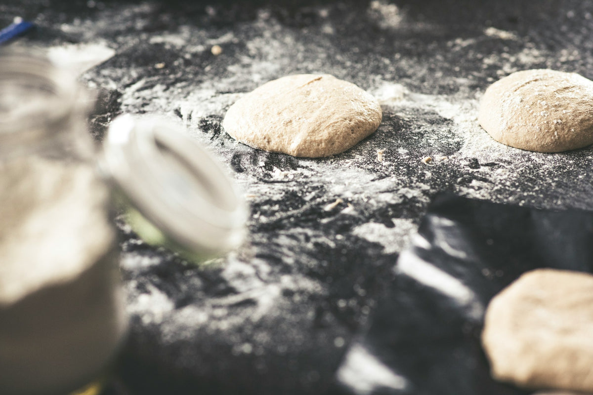 خبز مسطح بالأعشاب