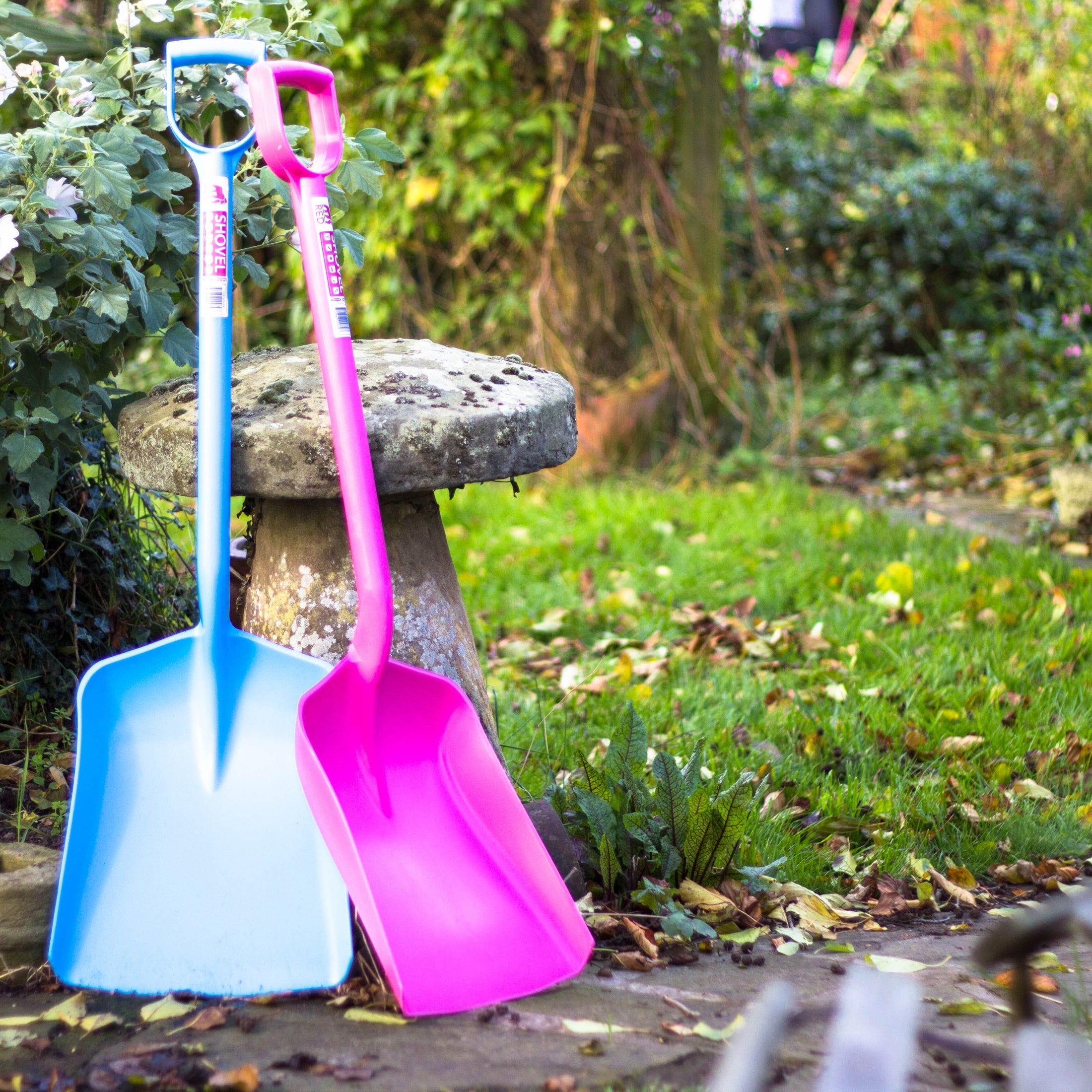 Red Gorilla Gorilla Shovel - Pink
