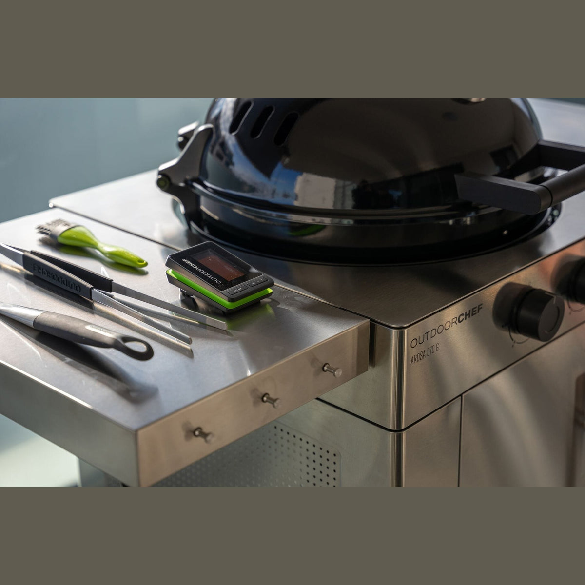 ملاقط OutdoorChef - أداة دقيقة للشواء