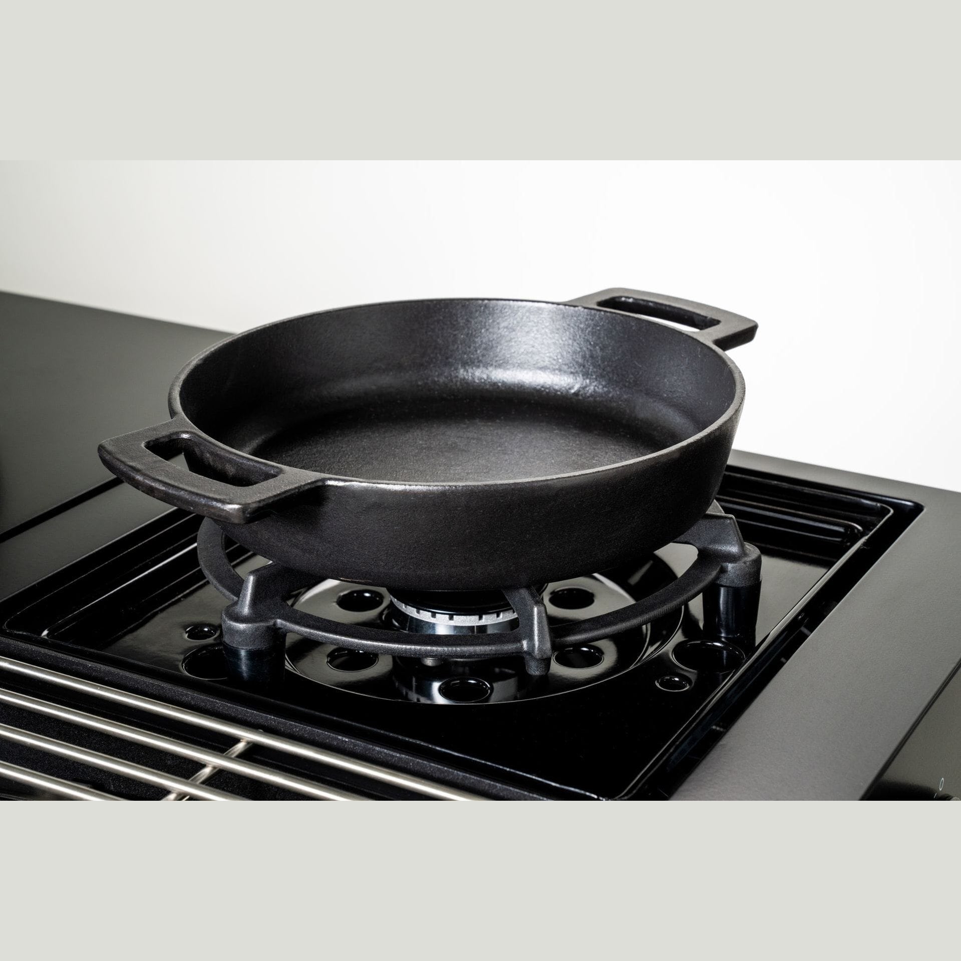 OutdoorChef Cast Iron Pan 24cm