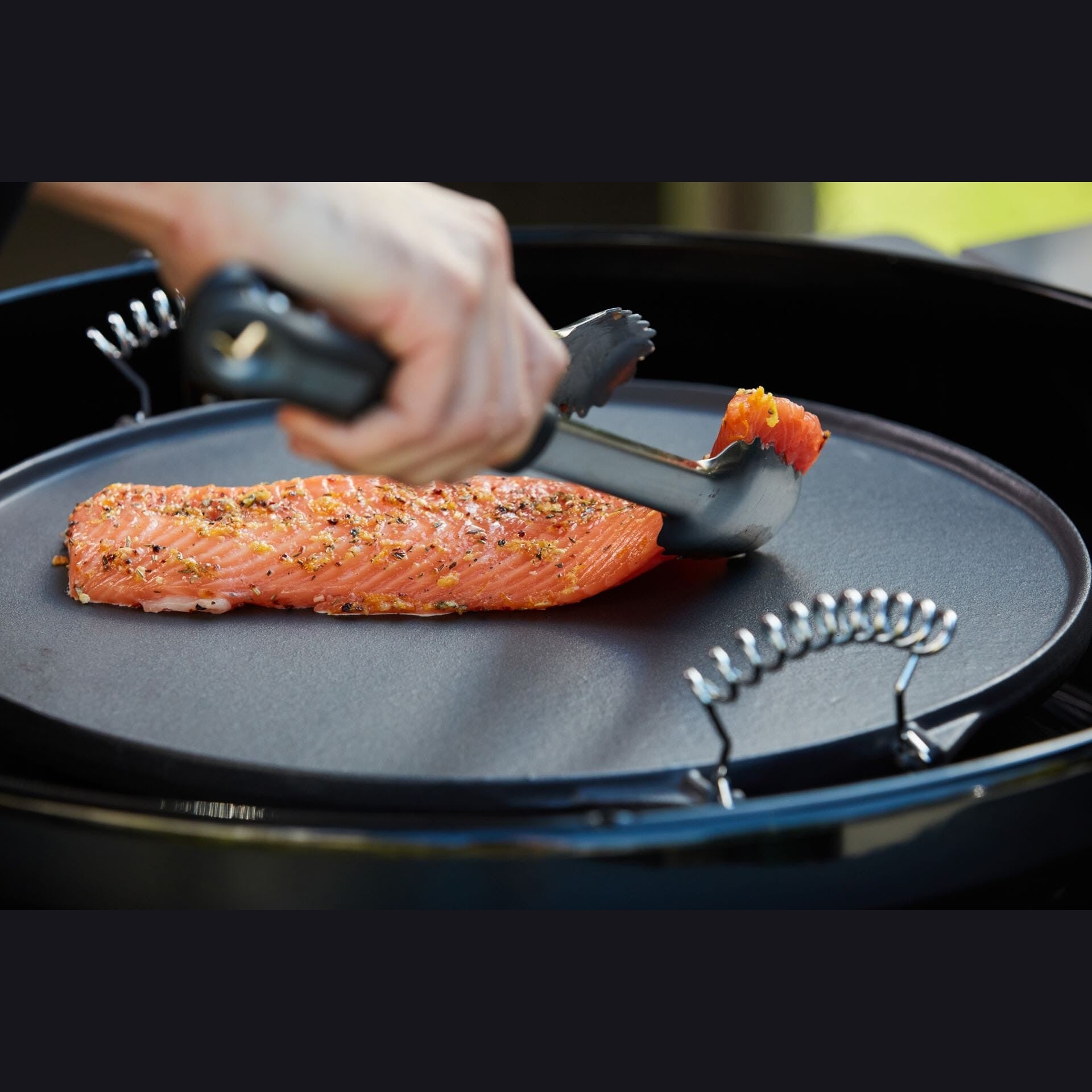 OutdoorChef Grill Plate 480/570 - Cast Iron Plancha
