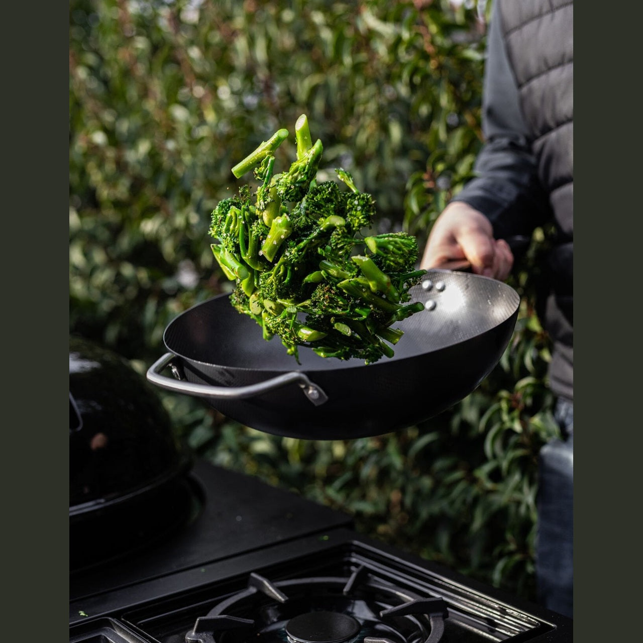 OutdoorChef Barbecue Wok - Cast Iron