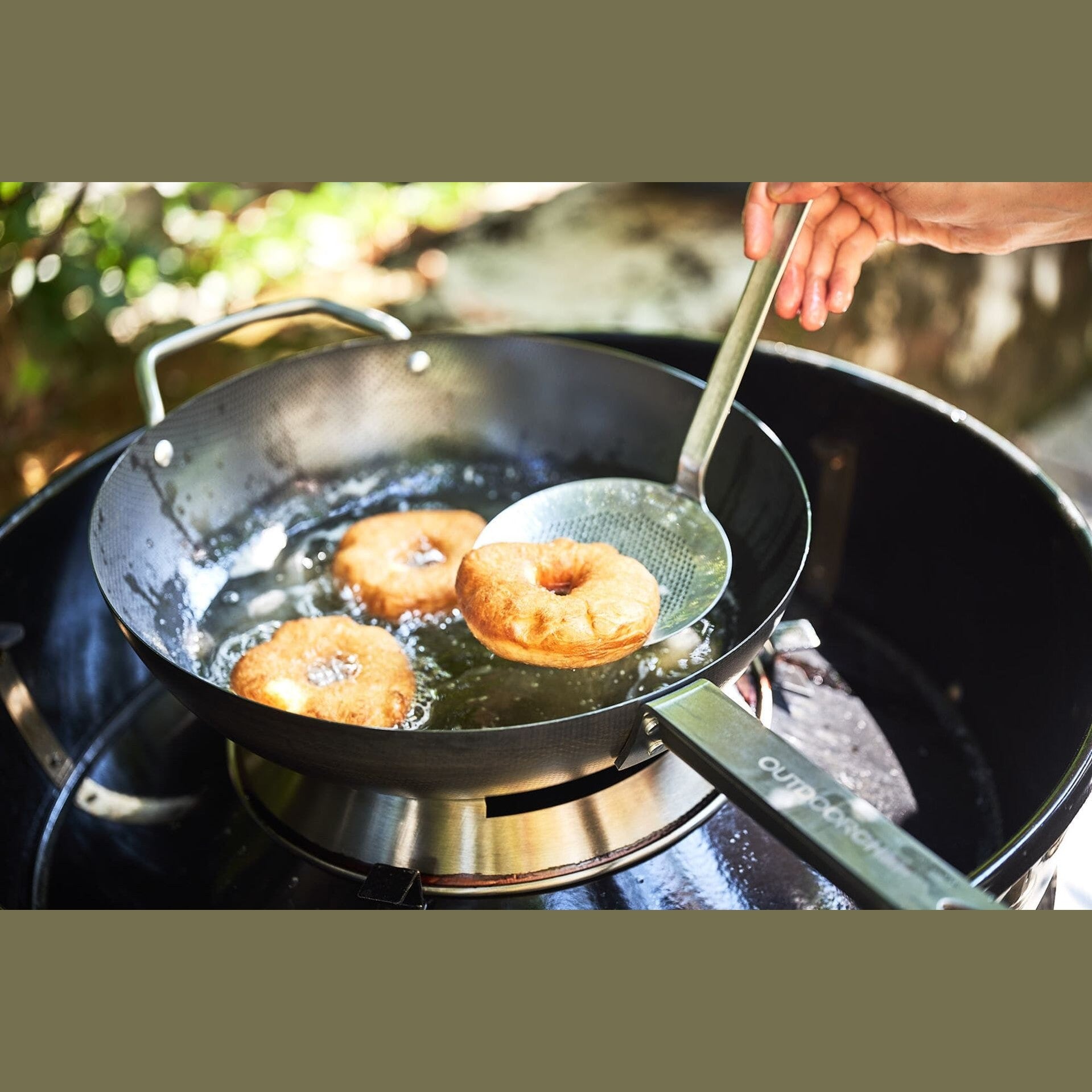 OutdoorChef Barbecue Wok - Cast Iron