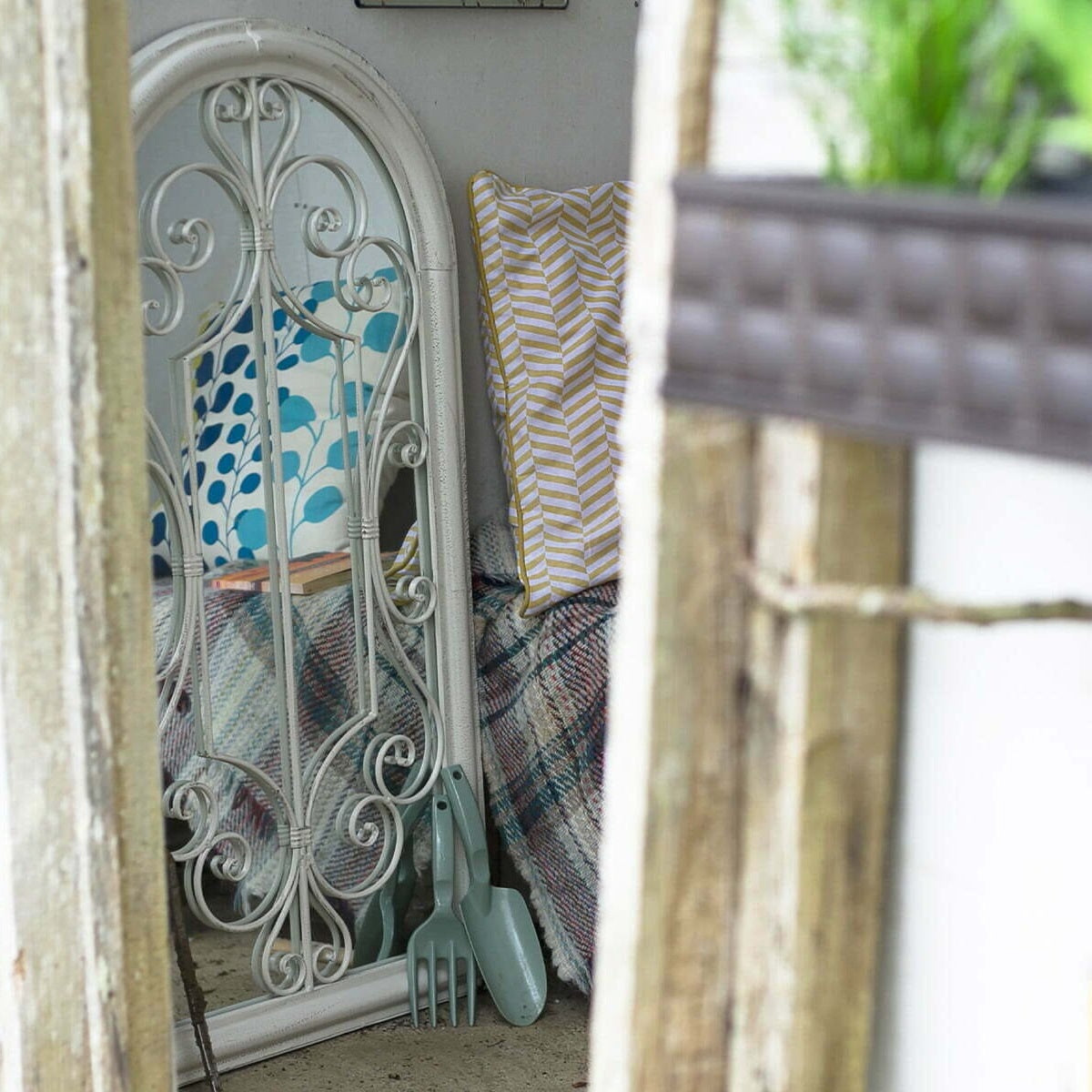 La Hacienda - Scrolled Arch Mirror