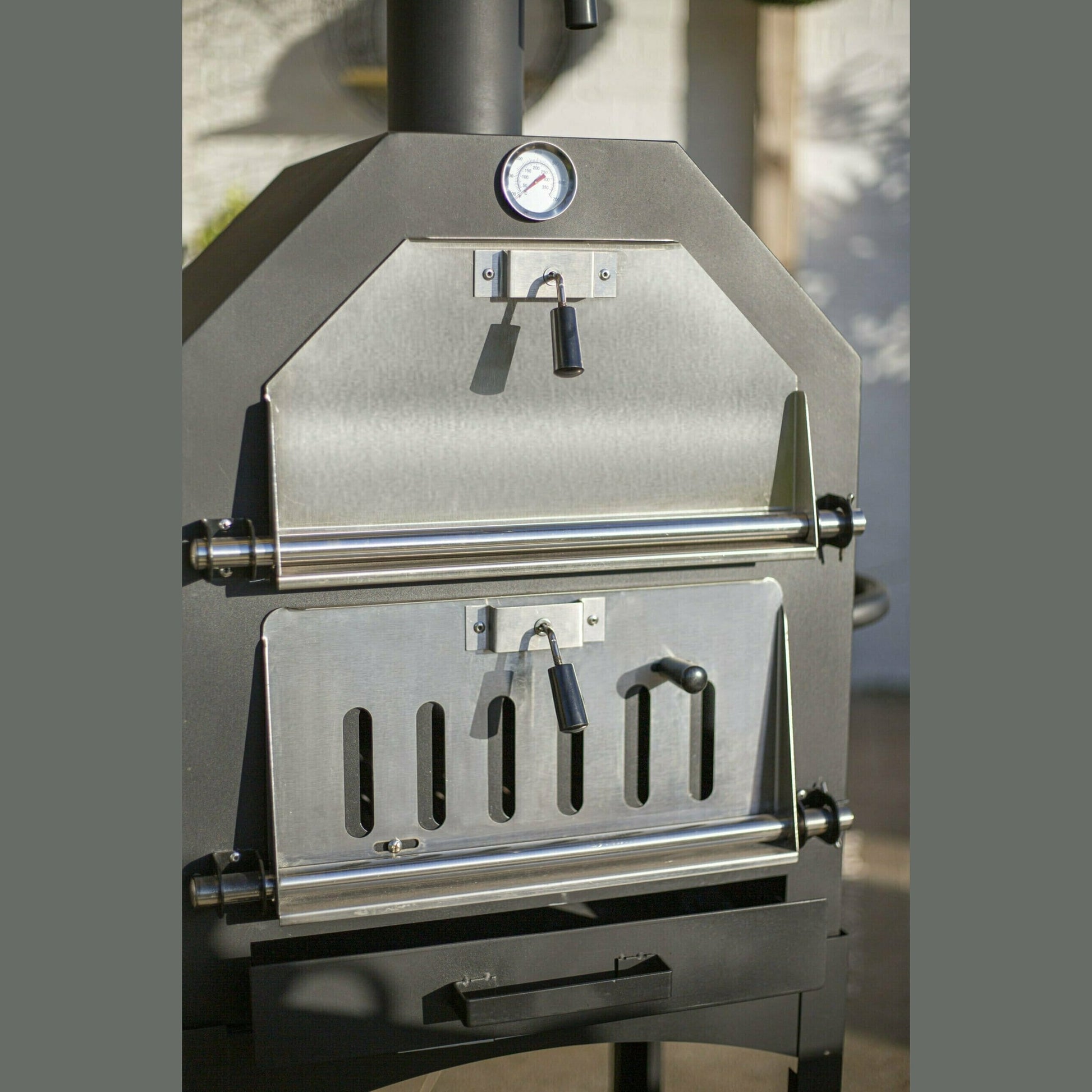 La Hacienda - Lorenzo Wood Fired Oven