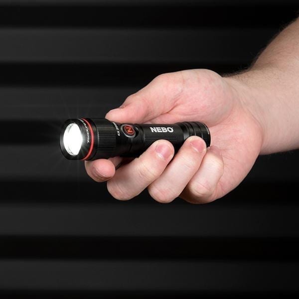 At Nebo Tools, we continually innovate so that we can offer the highest quality LED lighting products at the best price. The Redline® Flex utilises Flex-Fuel Technology, which allows the light to be powered by a single AA battery or a 14500 rechargeable battery (included). The FLEX features 4 light modes, including the 450 lumen Turbo Mode and 250 lumen High Mode. The FLEX also offers a 6x adjustable zoom, a dual-direction clip and a magnetic base for hands-free lighting.