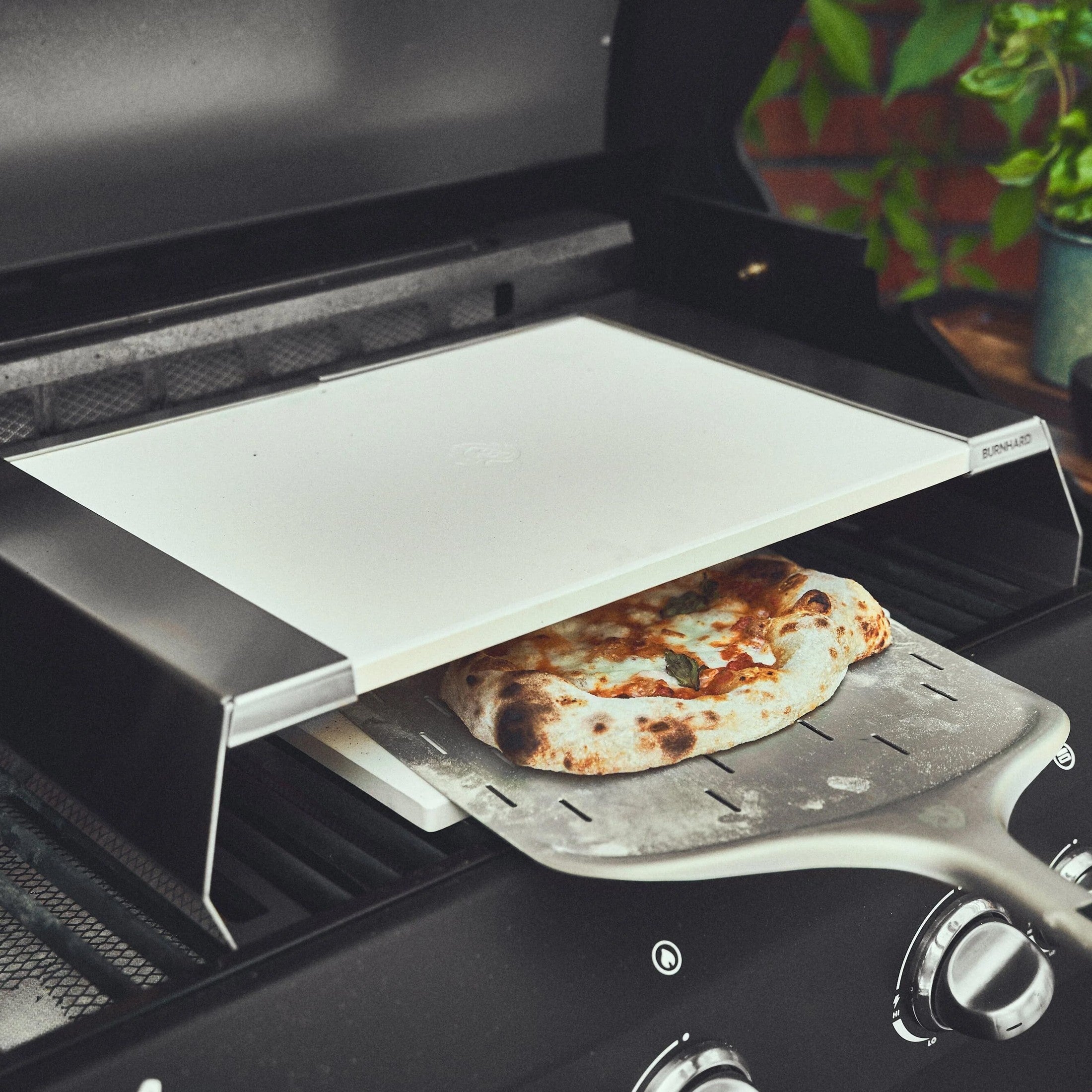 Burnhard Pizza Peel - Stainless Steel