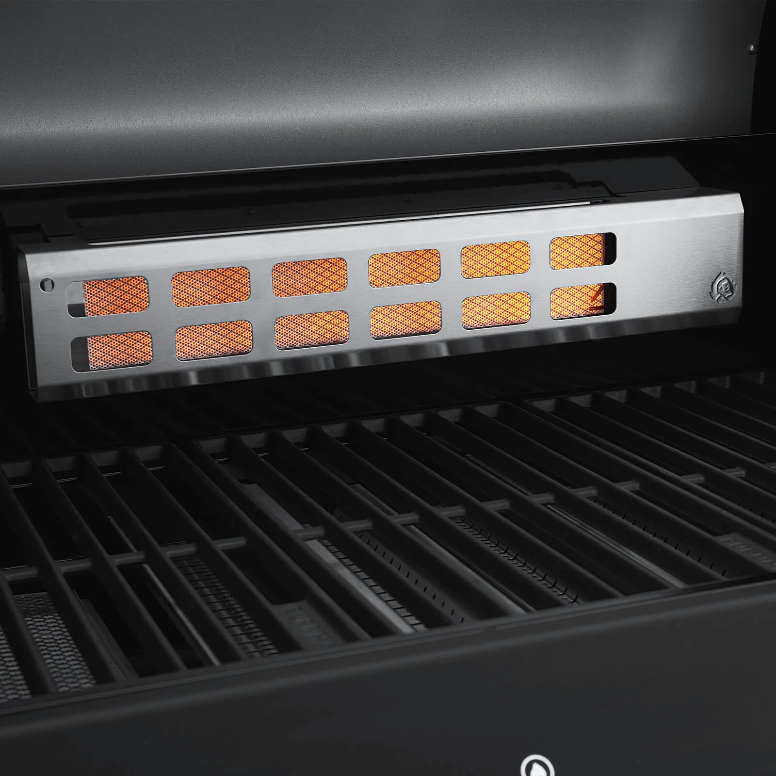 Burnhard Fat FRED - 6-Burner Gas Grill Deluxe Black Edition - Series 3