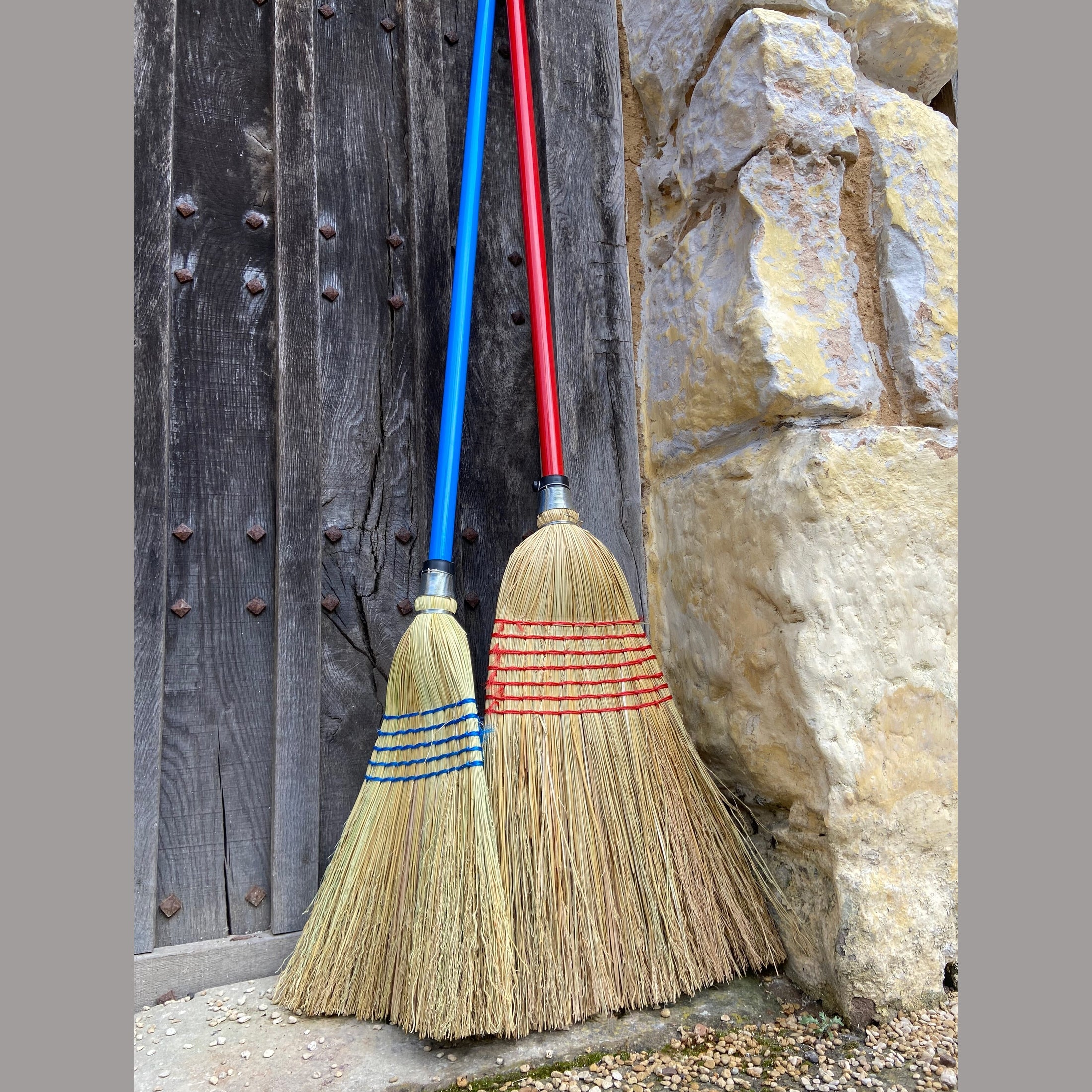 Red Gorilla Large Corn Broom 120cm Handle - Blue