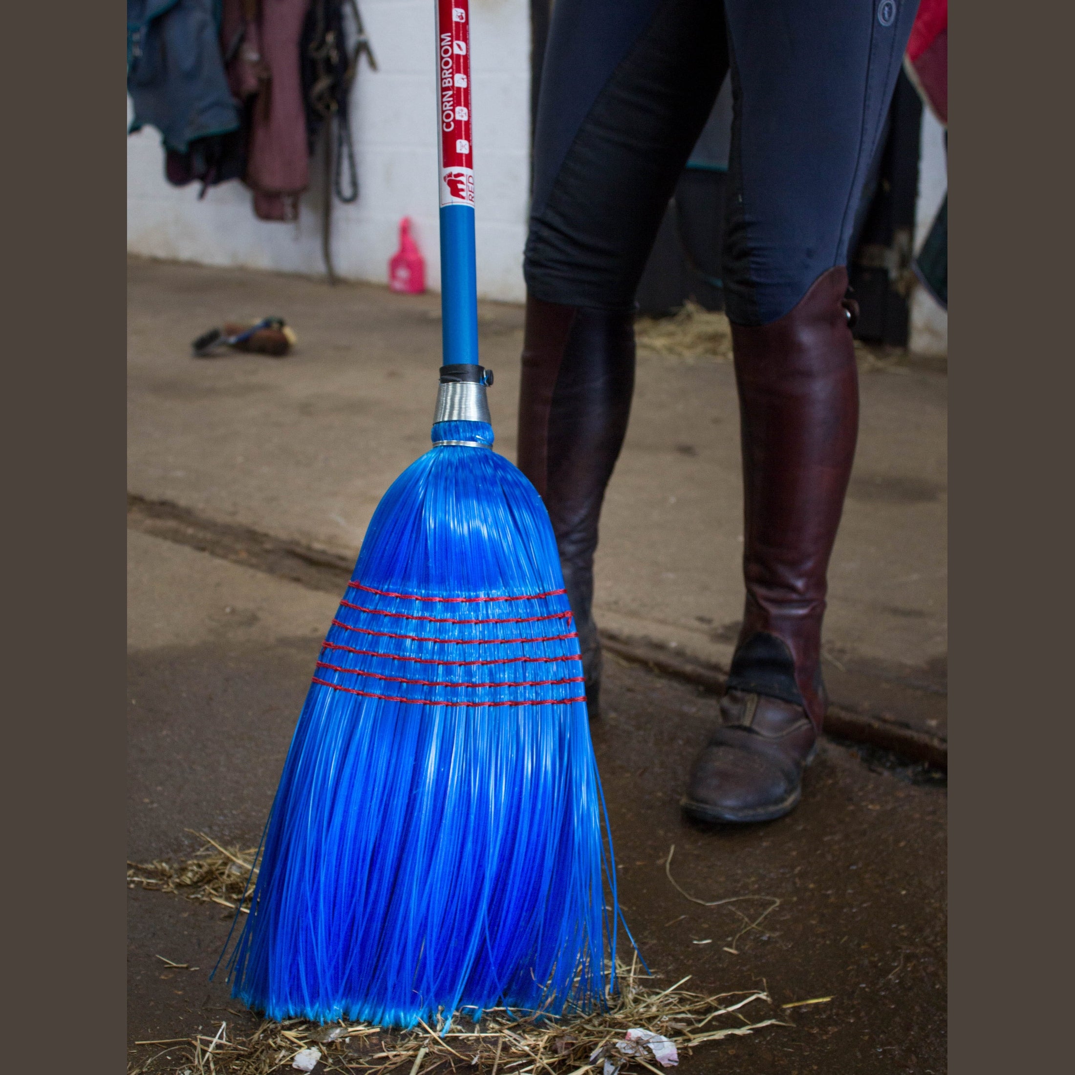 Red Gorilla Deluxe Large Corn Broom - Blue