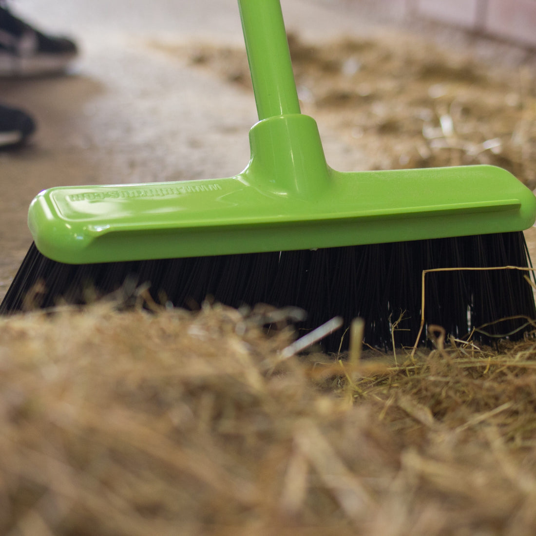 30cm broom head and handle -Pistachio