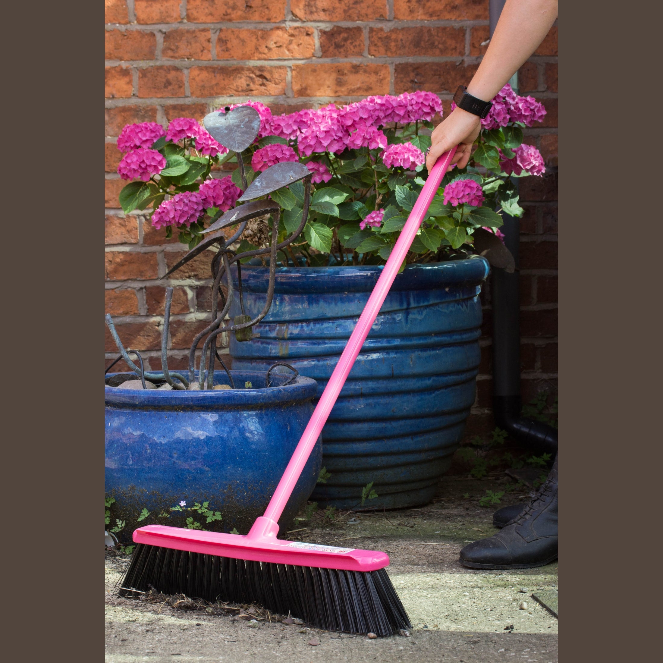 Red Gorilla Gorilla Broom 50cm Complete Broom - Pink
