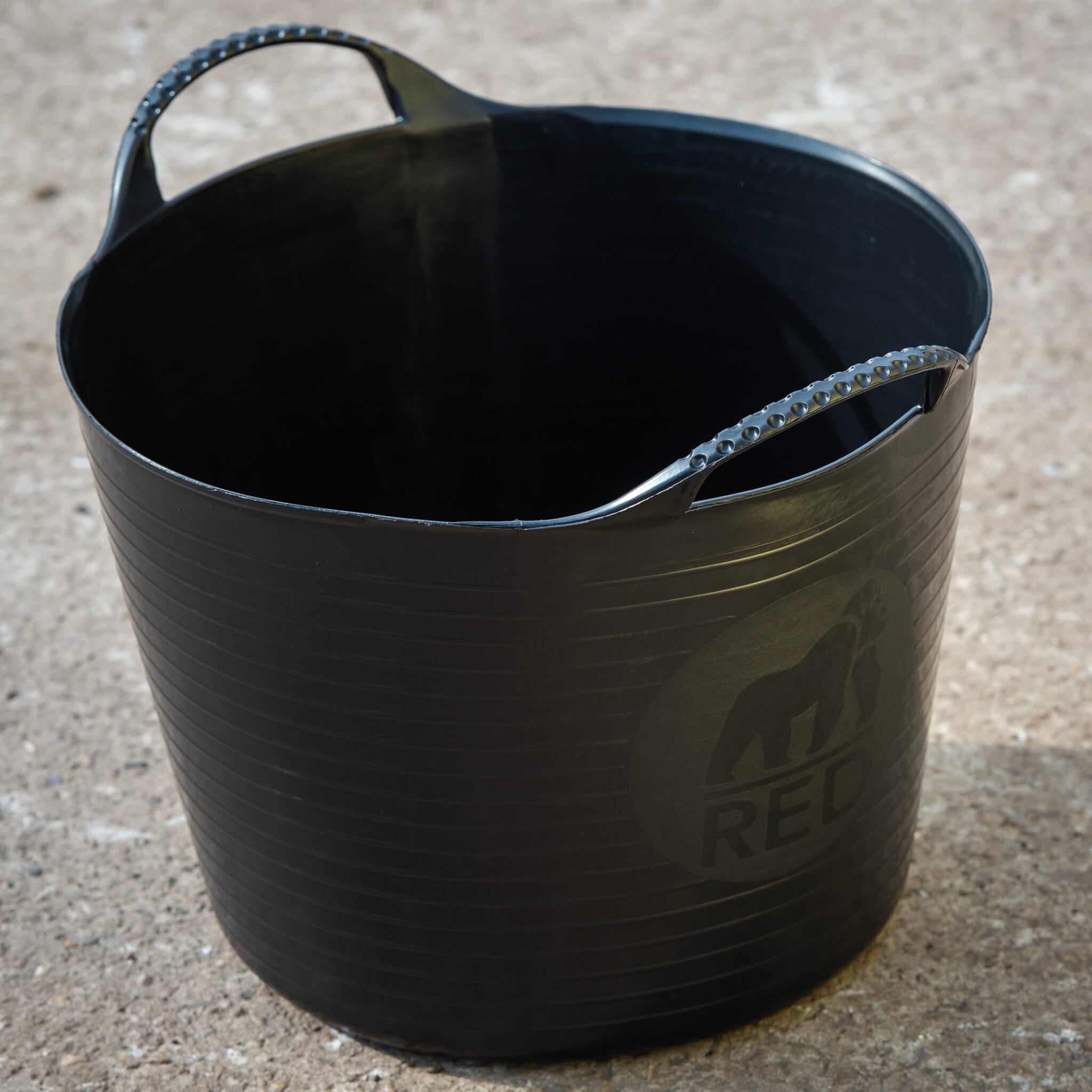 Red Gorilla Large 38L Tub - Black
