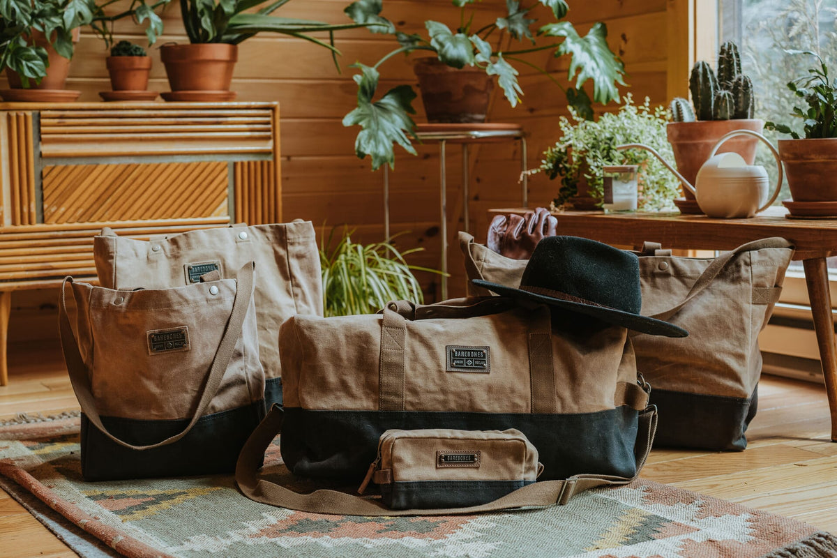 Barebones Neelum Dopp Kit (Khaki)