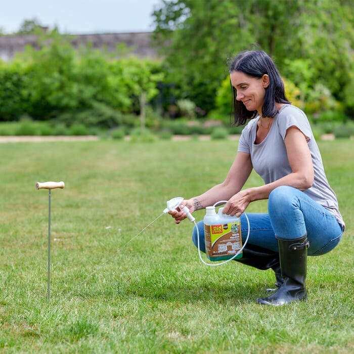 STV  Mole Repellent - 2L RTU Sprayer Kit