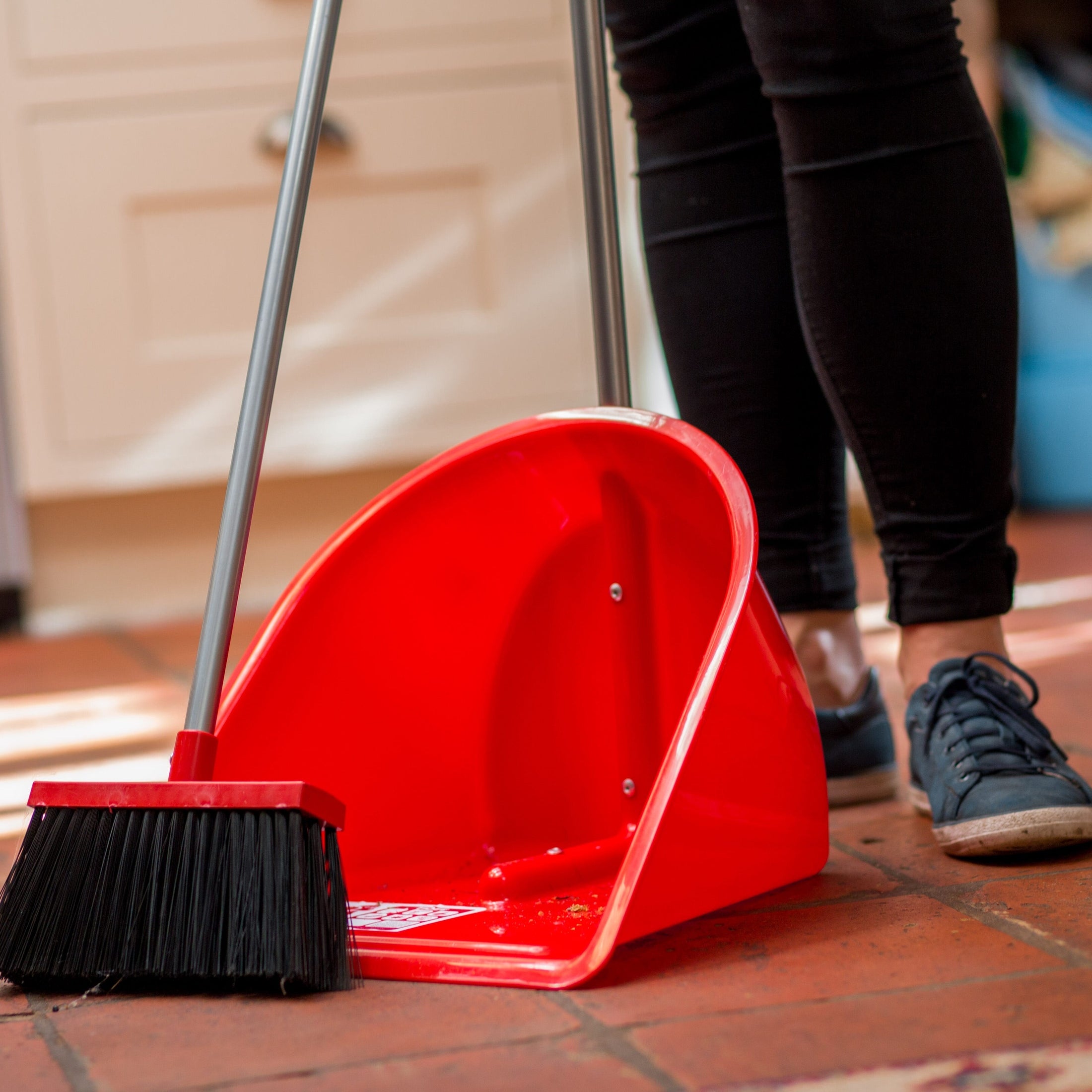 Tidee Companion Set - Red (Tidee + Rake + Broom)