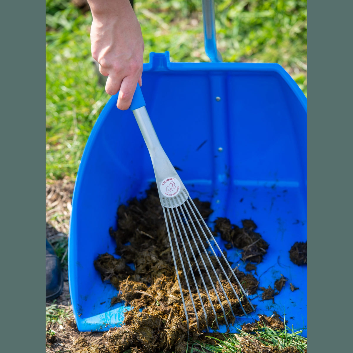 Red Gorilla Big Tidee and Short Metal Rake Bundle - Blue