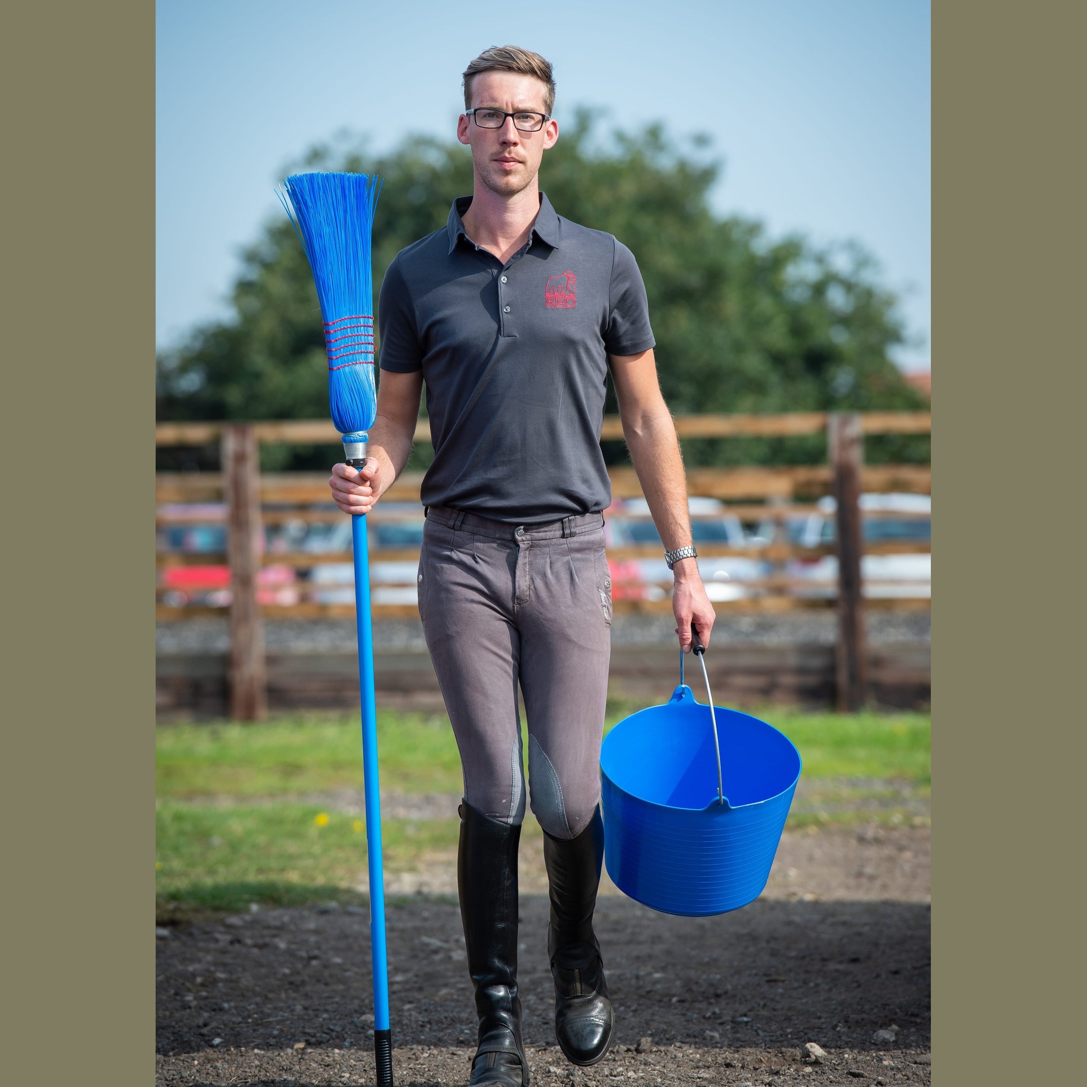 Red Gorilla Flexible Gorilla Bucket - Blue