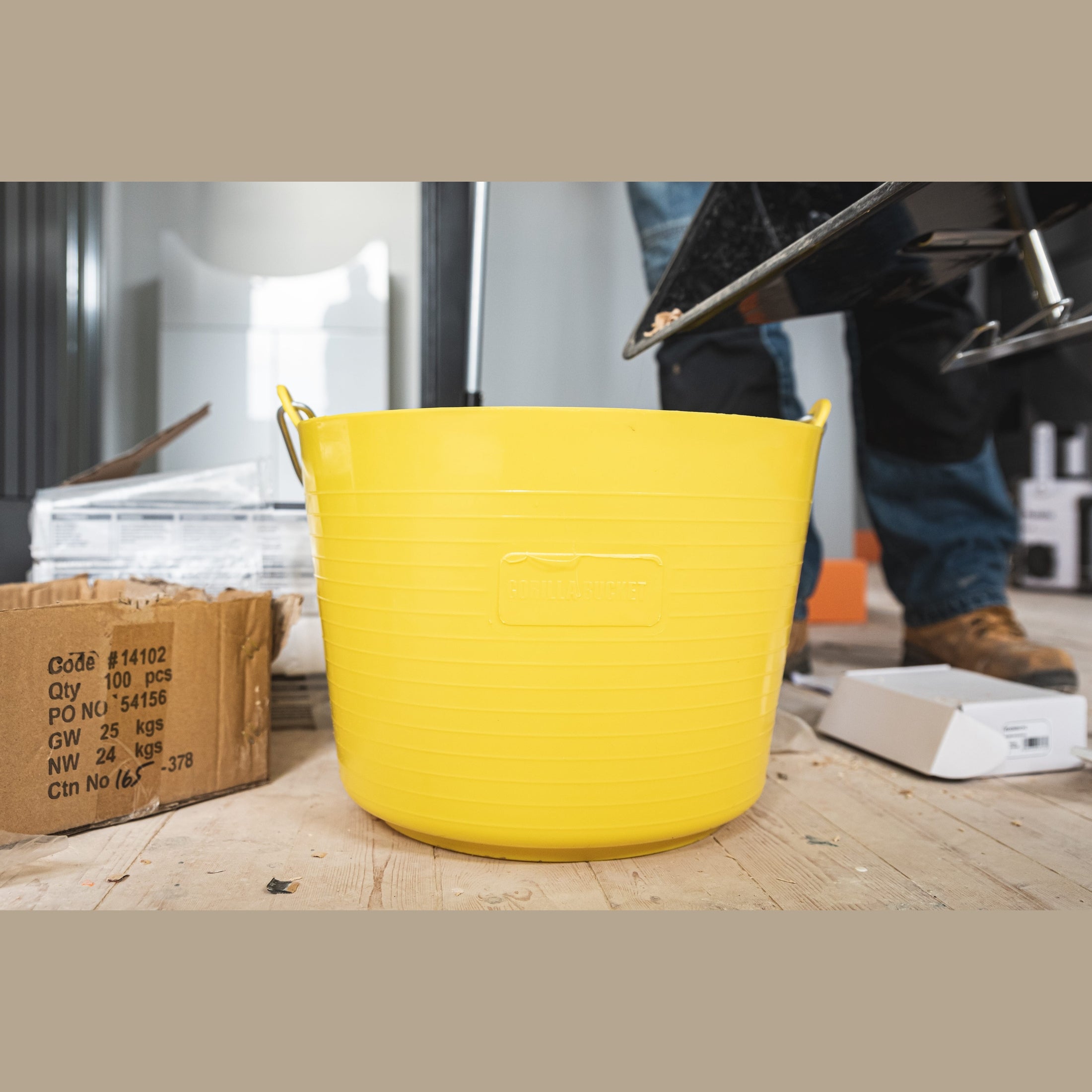 Red Gorilla Flexible Gorilla Bucket - Yellow