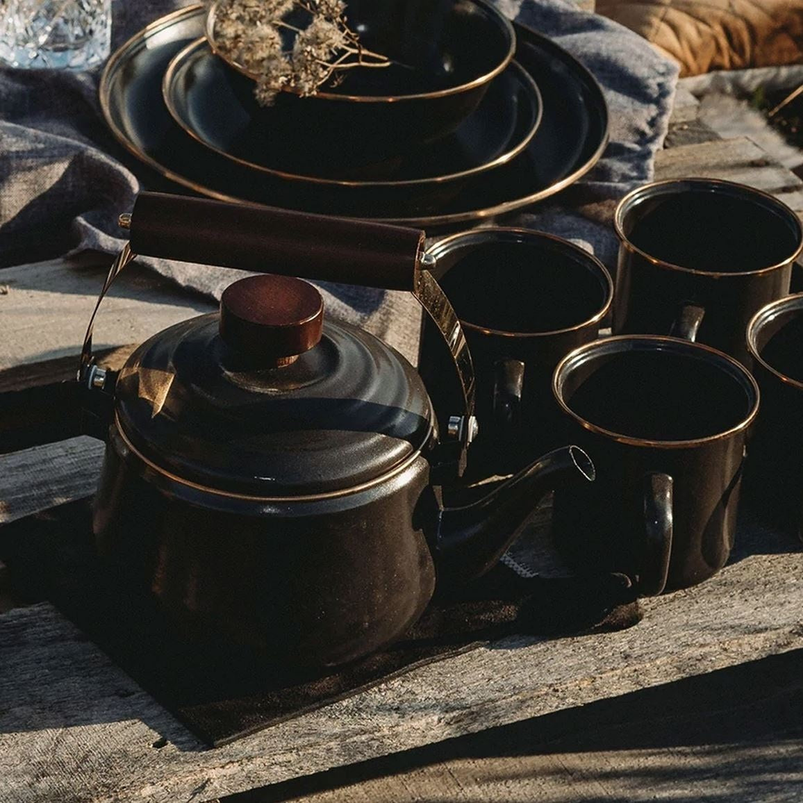 Enamel Teapot - Charcoal